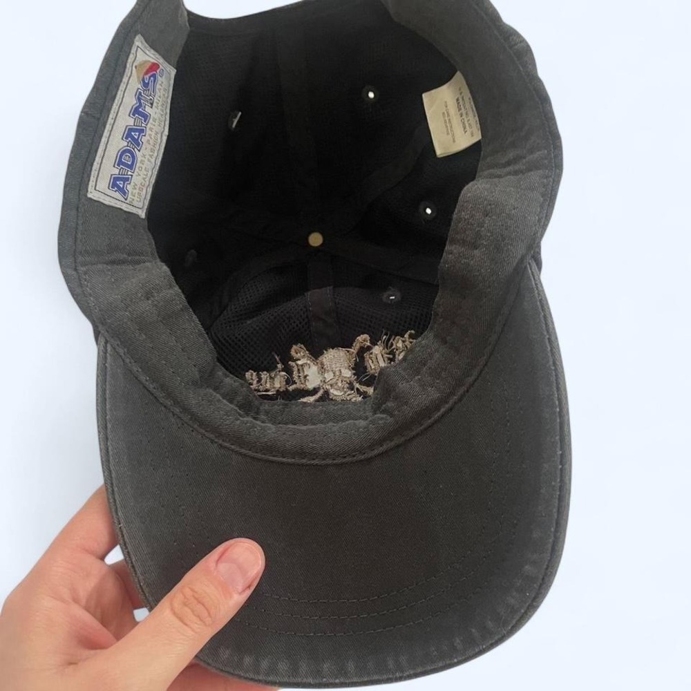 Vintage-style baseball cap with embroidered skull by Adams - Picture 5 of 7